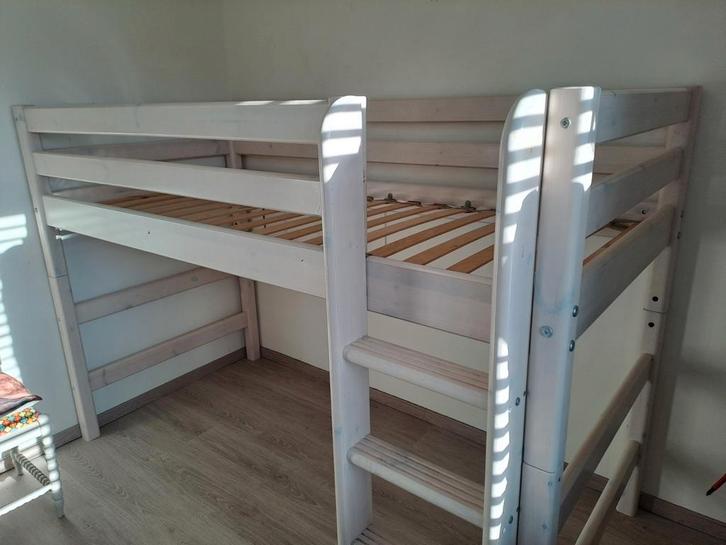 Bed hoogslaper, Huis en Inrichting, Slaapkamer | Stapelbedden en Hoogslapers, Zo goed als nieuw, Hoogslaper, Ophalen