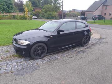 BMW 120 M  DIESEL 204 CV 150 KW, USB, Alcantara, Noir, Particulier