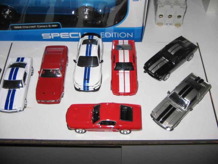mustang modellen op 1/43 zonder doos, Hobby en Vrije tijd, Modelauto's | 1:43, Nieuw, Auto, Overige merken, Ophalen of Verzenden
