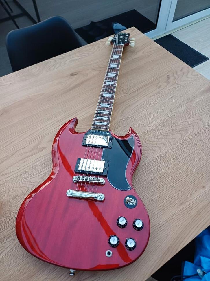 Epiphone SG standard 2024, Muziek en Instrumenten, Snaarinstrumenten | Gitaren | Elektrisch, Zo goed als nieuw, Epiphone, Ophalen