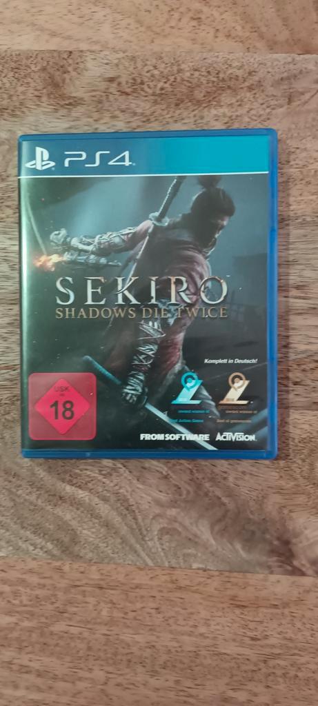 Seikiro shadows die twice PS4 game of the year, Games en Spelcomputers, Games | Sony PlayStation Vita, Zo goed als nieuw, Ophalen of Verzenden