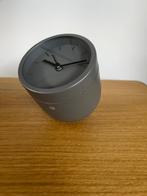 Design klok van Menu, Ophalen, Nieuw