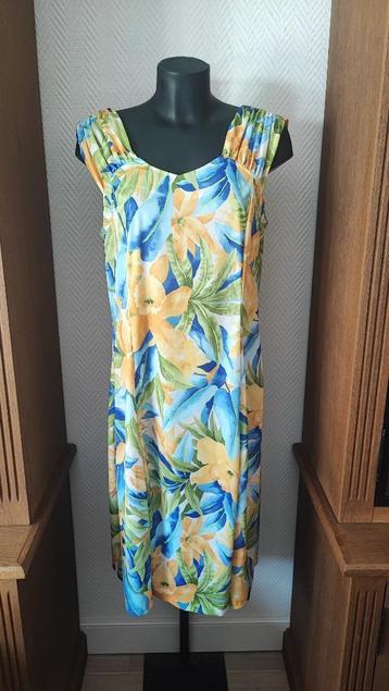 kleed met narcissen, bloemen  beschikbaar voor biedingen