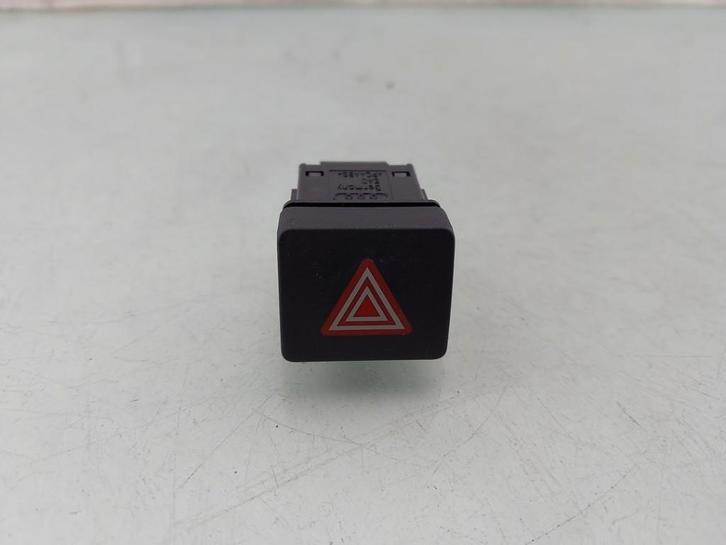 COMMUTATEUR DE FEUX DE DETRESSE A5 Sportback (F5A / F5F), Autos : Pièces & Accessoires, Tableau de bord & Interrupteurs, Audi