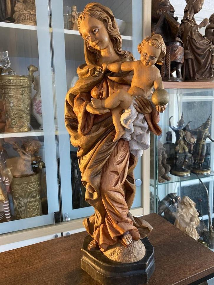 Anton Reiser couleur pastel - Vierge à l'enfant 54 cm, Antiquités & Art, Antiquités | Objets religieux, Enlèvement ou Envoi