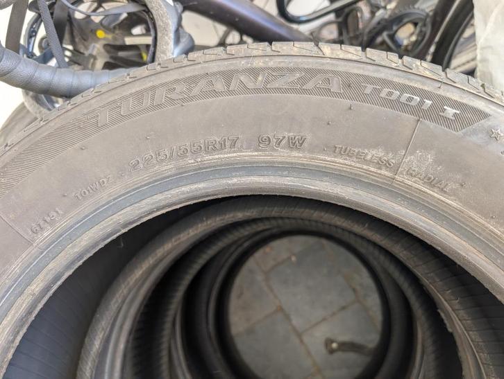 2 Bridgestone Turanza 225/55R17 banden, Auto-onderdelen, Banden en Velgen, Band(en), Zomerbanden, 17 inch, 225 mm, Personenwagen