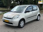 Daihatsu Sirion 2 1.0-12V Trend|5-Deurs|Apk|Radio|N.A.P, Auto's, Daihatsu, Voorwielaandrijving, 118 g/km, Gebruikt, 750 kg