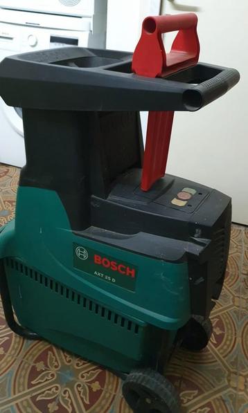 Broyeur de végétaux Bosch AXT 25 D beschikbaar voor biedingen