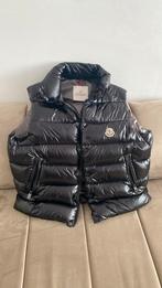 Moncler bodywarmer met kap maat 2 (M) NFC TAG, Kleding | Heren, Bodywarmers, Ophalen of Verzenden, Nieuw