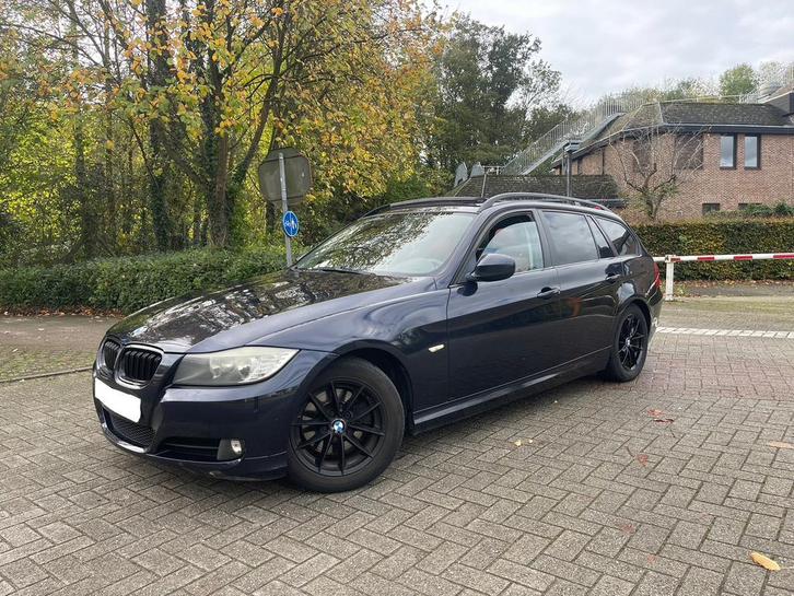 BMW 318d | Panoramadak | Euro 5 | 2009 | Topstaat, Auto's, BMW, Bedrijf, Te koop, 3 Reeks, Airconditioning, Diesel, Euro 5, Break