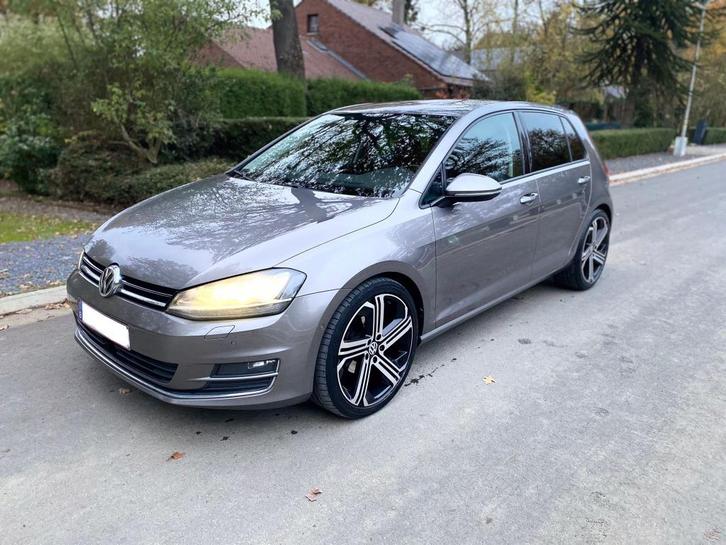 VW GOLF 7 105cv 2014 GPS Airco Xenon Leer, Auto's, Volkswagen, Particulier, Golf, Cruise Control, Lederen bekleding, Lichtmetalen velgen