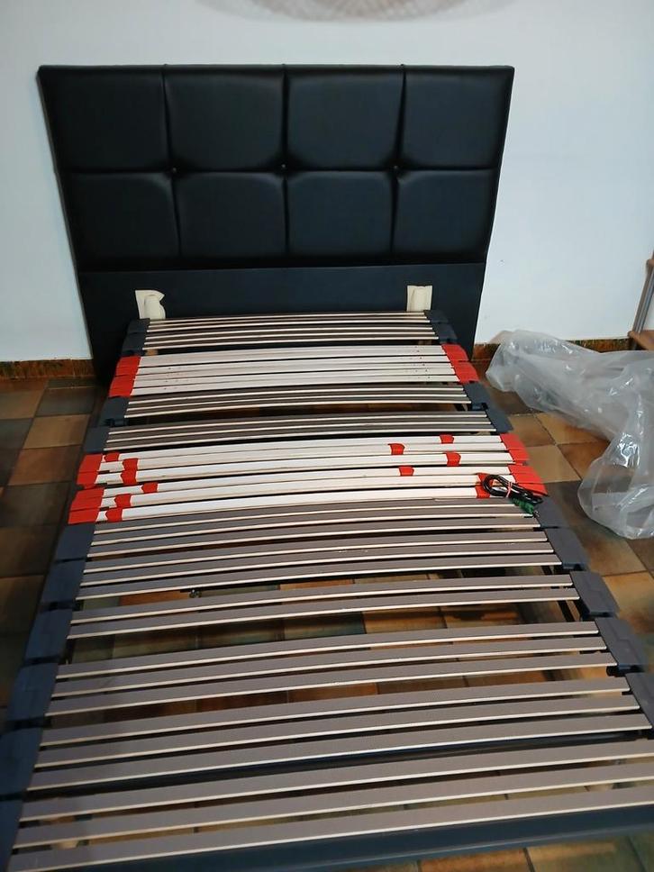 Lit electrique tête de lit style baroque sommier à lattes 12, Maison & Meubles, Chambre à coucher | Matelas & Sommiers, Neuf, Sommier