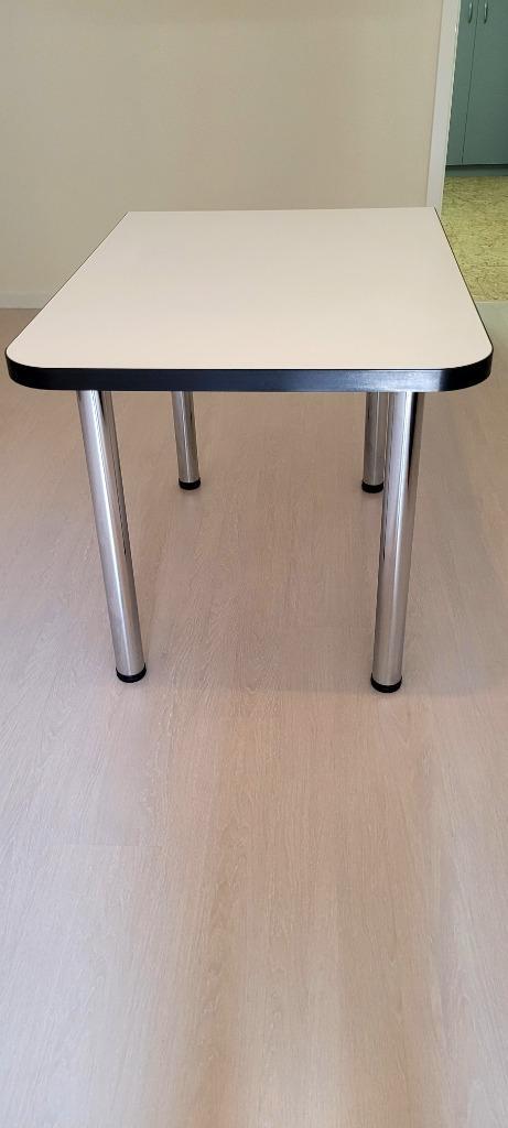 Kwalitatieve keukentafel wit, Huis en Inrichting, Keuken | Keukenelementen, Zo goed als nieuw, Minder dan 100 cm, 50 tot 100 cm