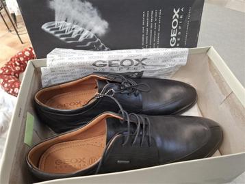 Geox - taille 47 - neuf, Neuf, Chaussures à lacets, Enlèvement, Geox