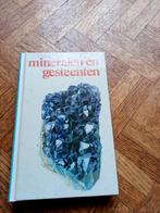 Mineralen en gesteenten, Ophalen of Verzenden, Gelezen