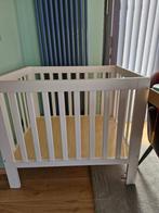 Cabino Baby Box met in hoogte verstelbare bodem, Ophalen, Zo goed als nieuw, Vierkant, In hoogte verstelbaar