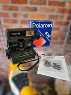 Appareil photo vintage Polaroid 636 en gros plan, TV, Hi-fi & Vidéo, Appareils photo analogiques, Polaroid, Utilisé, Polaroid