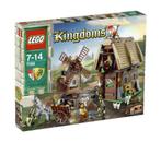 LEGO NIEUW SEALED Castle Kingdoms 7189 Mill Village Raid, Kinderen en Baby's, Speelgoed | Duplo en Lego, Ophalen of Verzenden