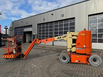 JLG E 300 AJP 12m JLG knikarmhoogwerker telescoop (bj 2010) beschikbaar voor biedingen