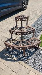 Gietijzer hoekrekje voor bloempotjes, Tuin en Terras, Tuinwanddecoratie, Ophalen, Zo goed als nieuw