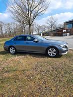 Mercedes E200 Benzine 83000km automaat opendak, Auto's, Mercedes-Benz, Automaat, 4 deurs, Achterwielaandrijving, 1995 cc