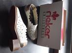 Schoenen, Ophalen, Wit