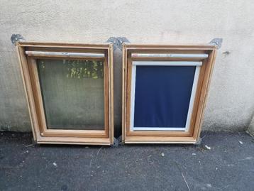 velux 78x98 (posé 6 mois) + raccord + store + option pose beschikbaar voor biedingen