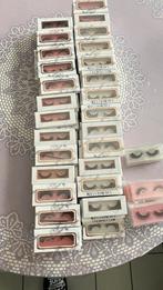 Lot de faux cils, 146 boîtes, Handtassen en Accessoires, Uiterlijk | Cosmetica en Make-up, Ophalen, Zo goed als nieuw
