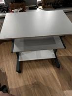 Bureau op wieltjes, Huis en Inrichting, Bureaus, Ophalen, Met wielen, Zo goed als nieuw, Bureau