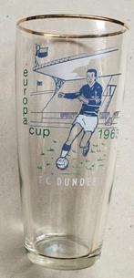 VOETBAL FOOTBALL TEAM F.C. DUNDEE EUROPA CUP 1963 BIERGLAS, Verzamelen, Sportartikelen en Voetbal, Ophalen of Verzenden