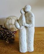 Beeld Family Life. Ouders met kindje. Met monogram, Ophalen of Verzenden, Zo goed als nieuw, Mens