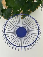 Stijlvolle blauwe metalen draadmand – modern design, Huis en Inrichting, Overige materialen, Schaal, Ophalen of Verzenden, Zo goed als nieuw