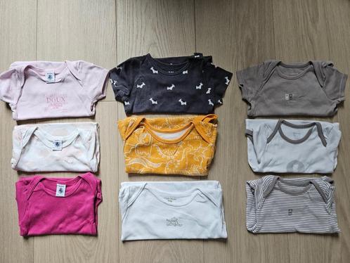 Kledijpakket maatje 80-86 body's lang en kort, pyjama's, Kinderen en Baby's, Babykleding | Maat 80, Meisje, Ophalen