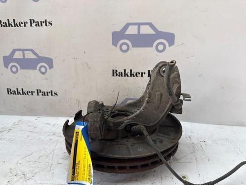Fusee rechts-voor van een Volkswagen Passat, Auto-onderdelen, Ophanging en Onderstel, Volkswagen, Gebruikt, 3 maanden garantie