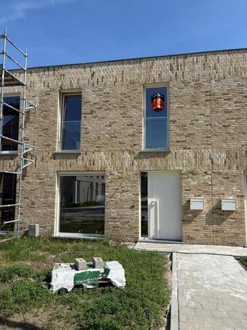 Huis te huur in Wondelgem, 3 slpks beschikbaar voor biedingen