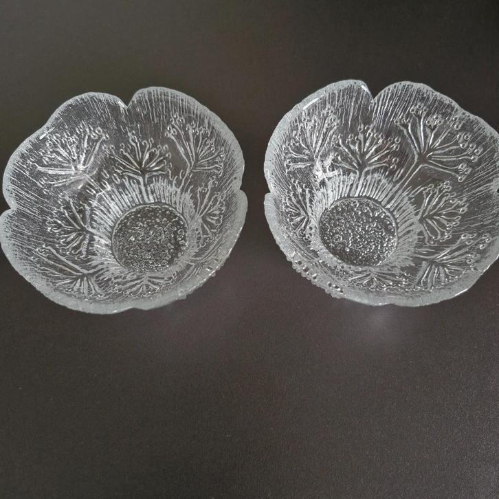 2 Lasisepat Mantsala helder getextureerde glazen schaaltjes, Antiek en Kunst, Antiek | Glaswerk en Kristal, Ophalen of Verzenden