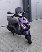 Piaggio Zip 4-Takt Scooter Glans Paars FULL LED (Klasse B), Vélos & Vélomoteurs, Autres modèles, Comme neuf, Classe B (45 km/h)