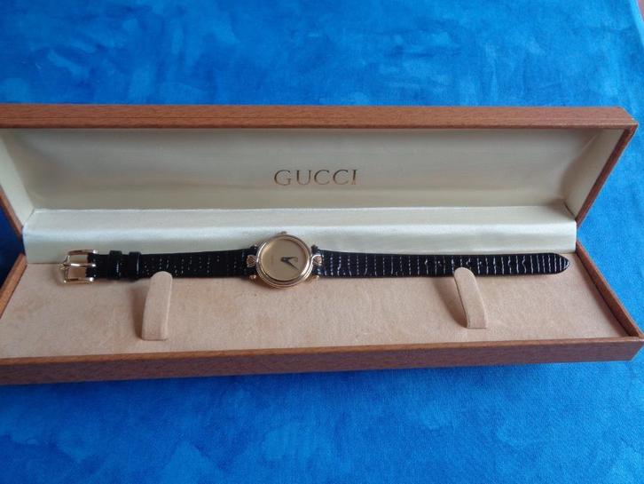Montre Gucci femme. Vintage., Verzamelen, Overige Verzamelen, Gebruikt, Ophalen of Verzenden