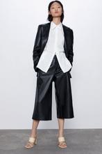 Zara  Bermuda in Faux Leather - Leerlook Zwart XL (Nieuw), Nieuw, Zara, Ophalen of Verzenden, Driekwart