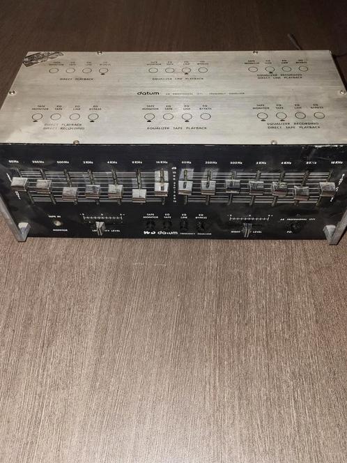 Datum 1721 professionele equalizer, Muziek en Instrumenten, Mengpanelen, Zo goed als nieuw, Ophalen of Verzenden