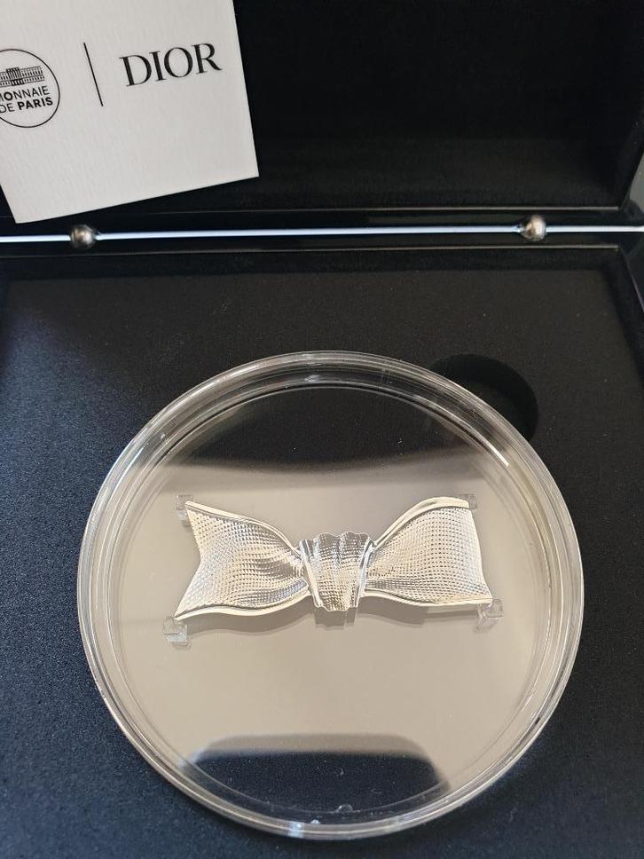 Frankrijk 10 euro 2021 zilver miss Dior, Postzegels en Munten, Munten | Europa | Euromunten, Losse munt, 10 euro, Frankrijk, Zilver