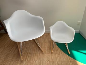 retro schommelstoelen beschikbaar voor biedingen
