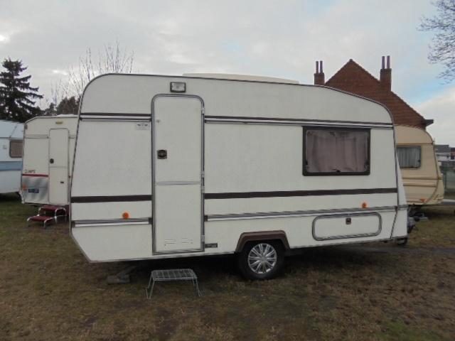 caravan de reu 400,groot rondzit,toilet ruimte,FRIGO-tent wc, Caravanes & Camping, Caravanes, Entreprise, jusqu'à 3, jusqu'à 500 kg