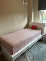 IKEA  bed zonder matras, Huis en Inrichting, Slaapkamer | Complete slaapkamers, Ophalen of Verzenden, Zo goed als nieuw