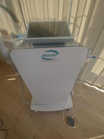 Meso Combi Jetpeel & Radiofrequentie beschikbaar voor biedingen