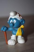 gewonde smurf , Bully 1978 , Peyo , als nieuw, Verzamelen, Ophalen of Verzenden, Zo goed als nieuw, Overige Smurfen, Poppetje, Figuurtje of Knuffel