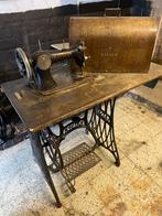 Machine à coudre ancienne avec décoration de table Kaiser, Enlèvement