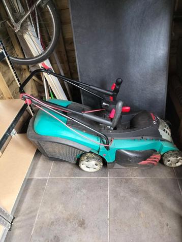 Electrische grasmaaier Bosh rotak 40, Enlèvement, Utilisé