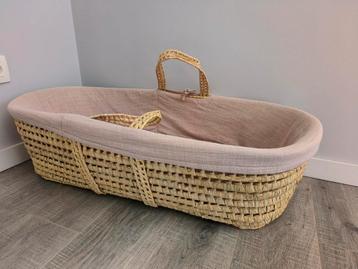 Mozesmandje met matras, hoezen. beschikbaar voor biedingen