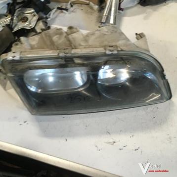 Volvo V40 1999 Koplamp Rechts beschikbaar voor biedingen